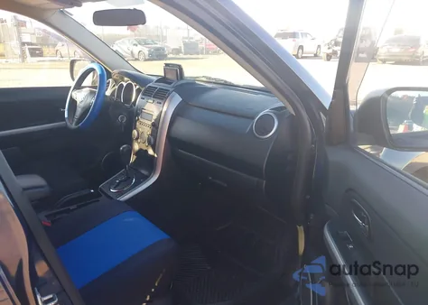 2011 Suzuki Grand Vitara Premium/Premium W/Alloy Wheels from USA, damaged, VIN JS3TD0D27B4102812